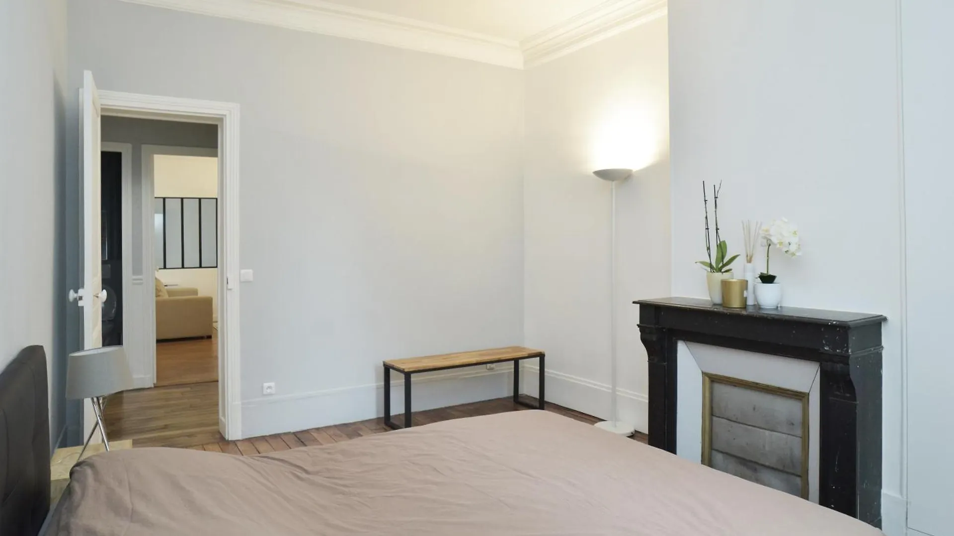 -Votre Nid Familial Parisien - Batignolles Apartamento